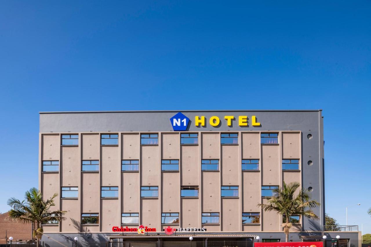 N1 Hotel Rotten Row Хараре Екстер'єр фото