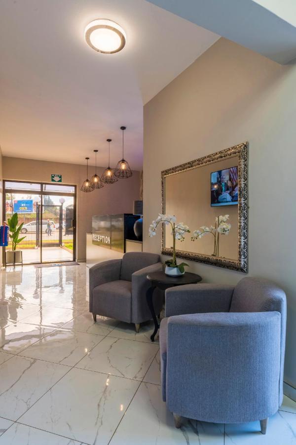 N1 Hotel Rotten Row Хараре Екстер'єр фото